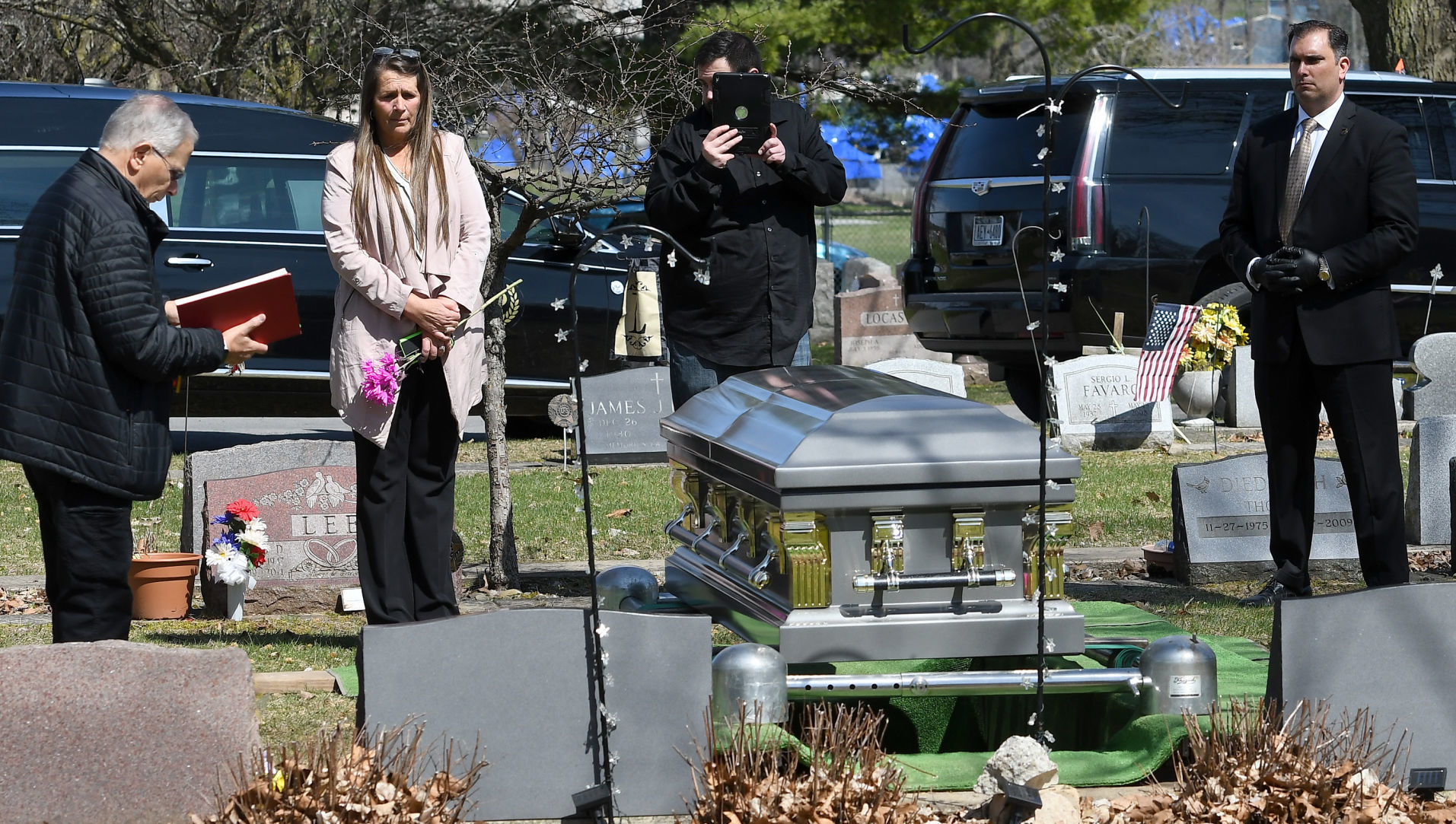 Funeral 9.JPG